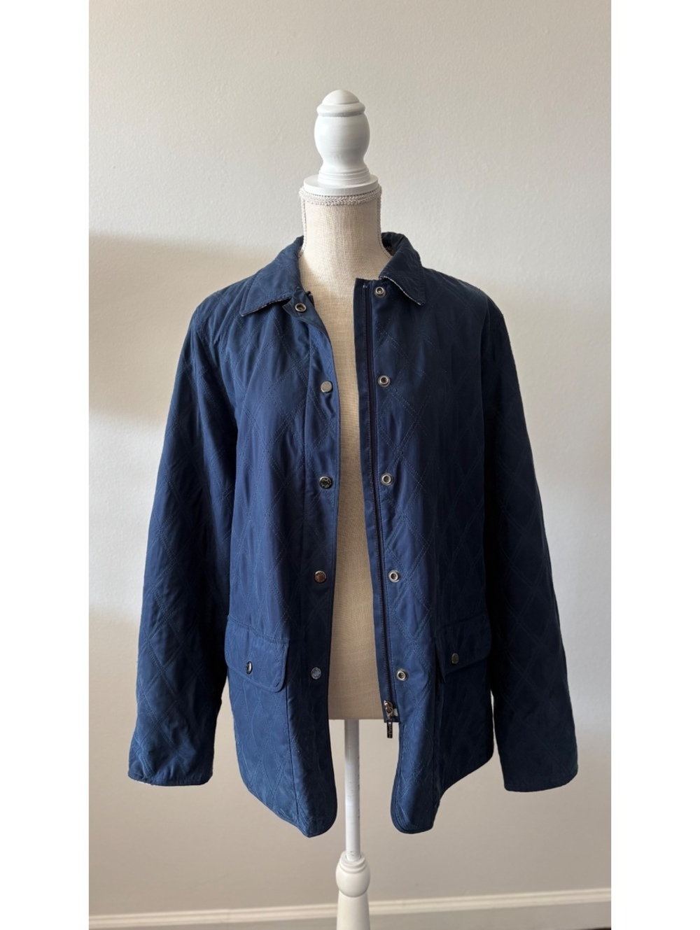 Bobby Jones Silk Blend Water Resistant Quilted Navy Jacket, Size S